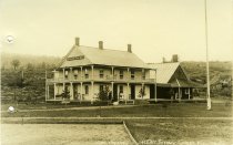 Lake House, West Stony Creek, N.Y.  No.10.