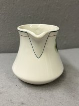 Pitcher, Cream
