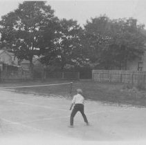 Elizabeth Hillmer (upper left) playing tennis in Southampton