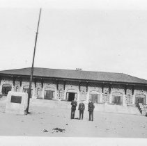 A2013.028.013 - Montreal, Bert freeman, Irving Hyslop, Don Hyslop Oct. 26,