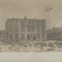 [Inn or hotel in Cargill?], postcard front