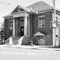 Public Library, Walkerton, Ont. 5