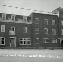Lions Head Hotel, Lions Head, Ont. 9