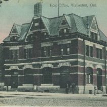 Post Office, Walkerton, Ont., postcard front