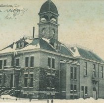 Town Hall, Walkerton, Ont., post card front