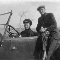 A992.020.001 Page 09b Roy Eidt Photo Album