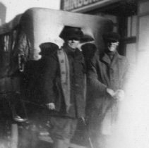 A992.020.001 Page 09h Roy Eidt Photo Album