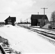 K-71-01-14 - Tara Railway Station and cattle yard