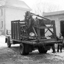 K-66-19-06 Jim Patterson with his truck and stoning machine, Keppel Twp.