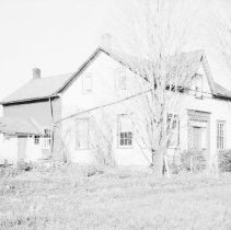 K-80-24-18 Home of George Kincaid, Lot 21, Con. 12, Sullivan Township