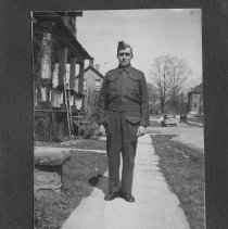 Page 35d - Russell Harvie