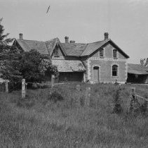 K-68-17-15 Red Brick house on Lot 29, Con. I, Arran Township, June 4, 1968