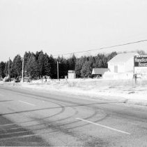 K-72-14-17 Handicraft House, south of Mar, ON, December 31, 1972