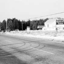 K-72-14-19 Handicraft House, south of Mar, ON, December 31, 1972