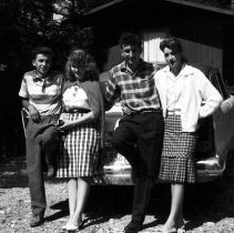 K-61-01-15 Tobermory 1960 - Ken Schaeffer and friends