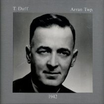 T. Duff, Arran Twp., 1942