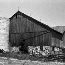 K-63-08-16 Former Legate barn, Lot 22, Con. XII, Brant Township, 1963