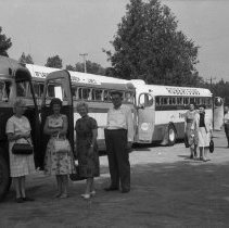 K-63-08-31 Bus trip to Tobermory, stop at Handicraft House north of Wiarton