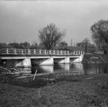 K-64-14-02 Highway bridge over Sauble River south of Tara, 1964