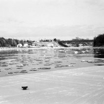 K-67-38-34 Saugeen River scene from Southampton's Saugeen River Harbour