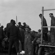 K-67-19-07 Kenneth Aitken, proprieter, Holland Township, 1967