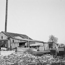 K-68-13-11 Steam sawmill, Elmvale, Simcoe County, April 1968