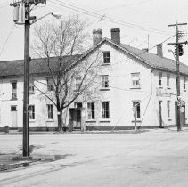 K-72-05-16 Walker Hotel, Southampton, ON, April 9, 1972
