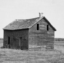 K-72-05-36 Frame house with shingle siding, on 8th Con., Bruce Township