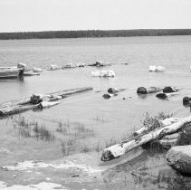 K-74-14-20 Gillies Lake - sucken logs being retrieved from bottom of lake