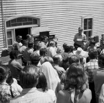 K-74-14-04 George Allen estate auction sale at Horning's Mills, June 1974