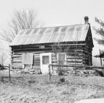 K-75-06-12 Log house, east of Bobcaygeon, Ontario, April 1975