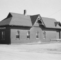 K-75-06-14 Lakefield Railway Station, April 27, 1975
