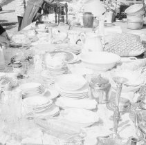 K-75-06-35 Auction sale of household effects for Ted Ellis, Paisley, 1975