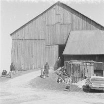 K-76-15-000 Barn, Emerson Hudson auction, Lot 7-8, Con. 18, Normanby Twp.