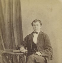 A956.035.001 086a - Front