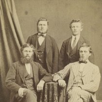 A956.035.001 089a - Front