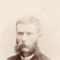 A956.035.001 015a - Front