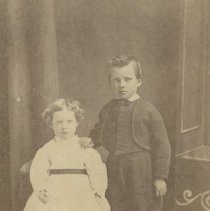 A956.035.001 021 - Front