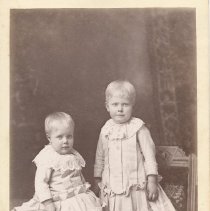 A956.035.001 063a - Front