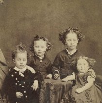 A956.035.001 065a - Front