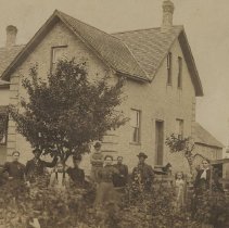 Home of Mr. & Mrs. Daniel Krauth & family