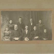 Robert Wark family, 1900