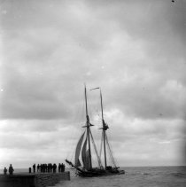 Schooner Apporaching Kincardine Dock
