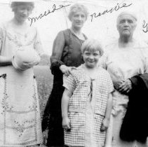 McKay women, 3 generations, front