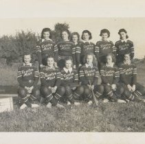 Tiverton Macs ladies baseball team 1940s - Front
