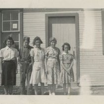Bruce-Kincardine U.S.S. No. 3 teacher & students 1935 - front