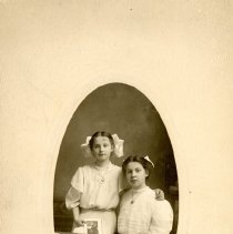 Grace and Nellie Fowler