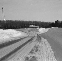 K-77-10-01 - Banks of snow at Thede Corner on Port Elgin Burgoyne Road