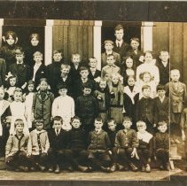 Colpoy's Bay school children 1914