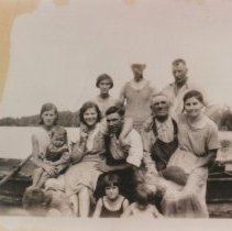 Frank Smith Sr.'s family